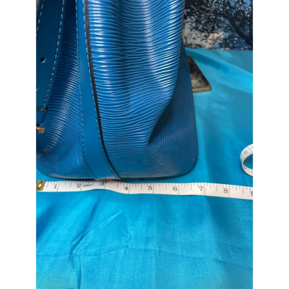 Louis Vuitton Epi Leather Petit Noe Bucket Bag Blue Vintage (LVb2) - Picture 14 of 15